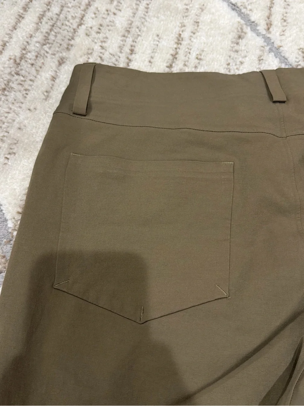 Sun Day Red Tiger Woods Jupiter 5 Pocket Golf Pants Men’s Size 32 Bronze